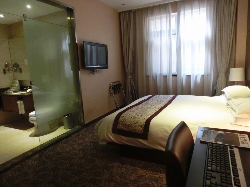 Shanghai Baron Business Bund Hotel Екстер'єр фото